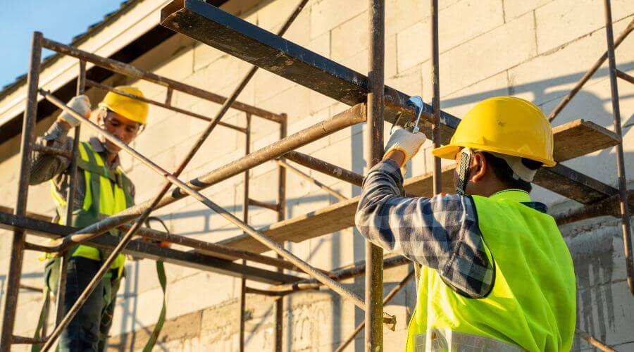 Professional residential roofers in Athens, MI